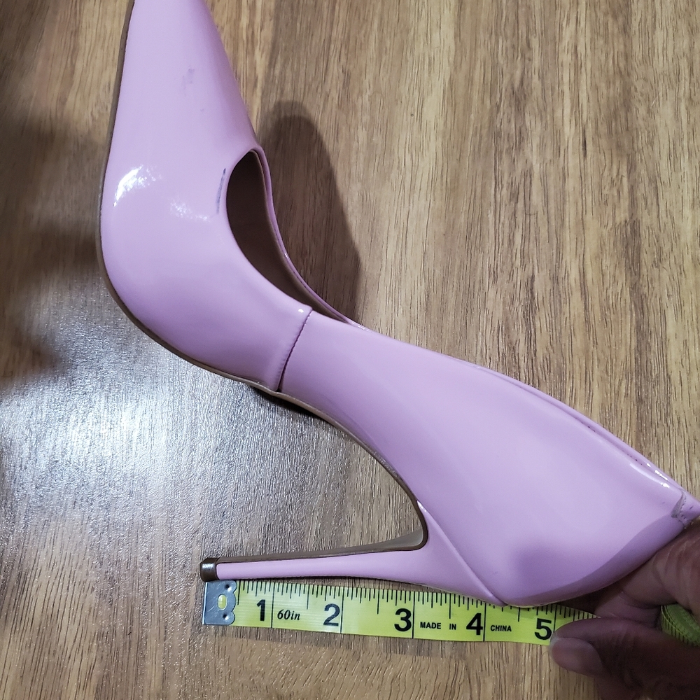 HEELS 👠